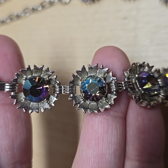 Silver Color Necklace Floral Designs with Iridescent Stones - Picture 5 of 9